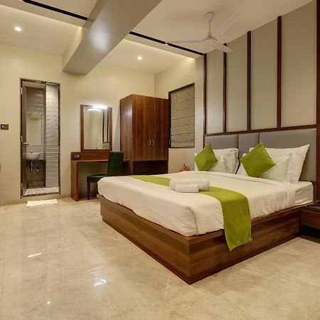 Magnus Fortune House Business Hotel , Magarpatta Mundhwa Exterior foto