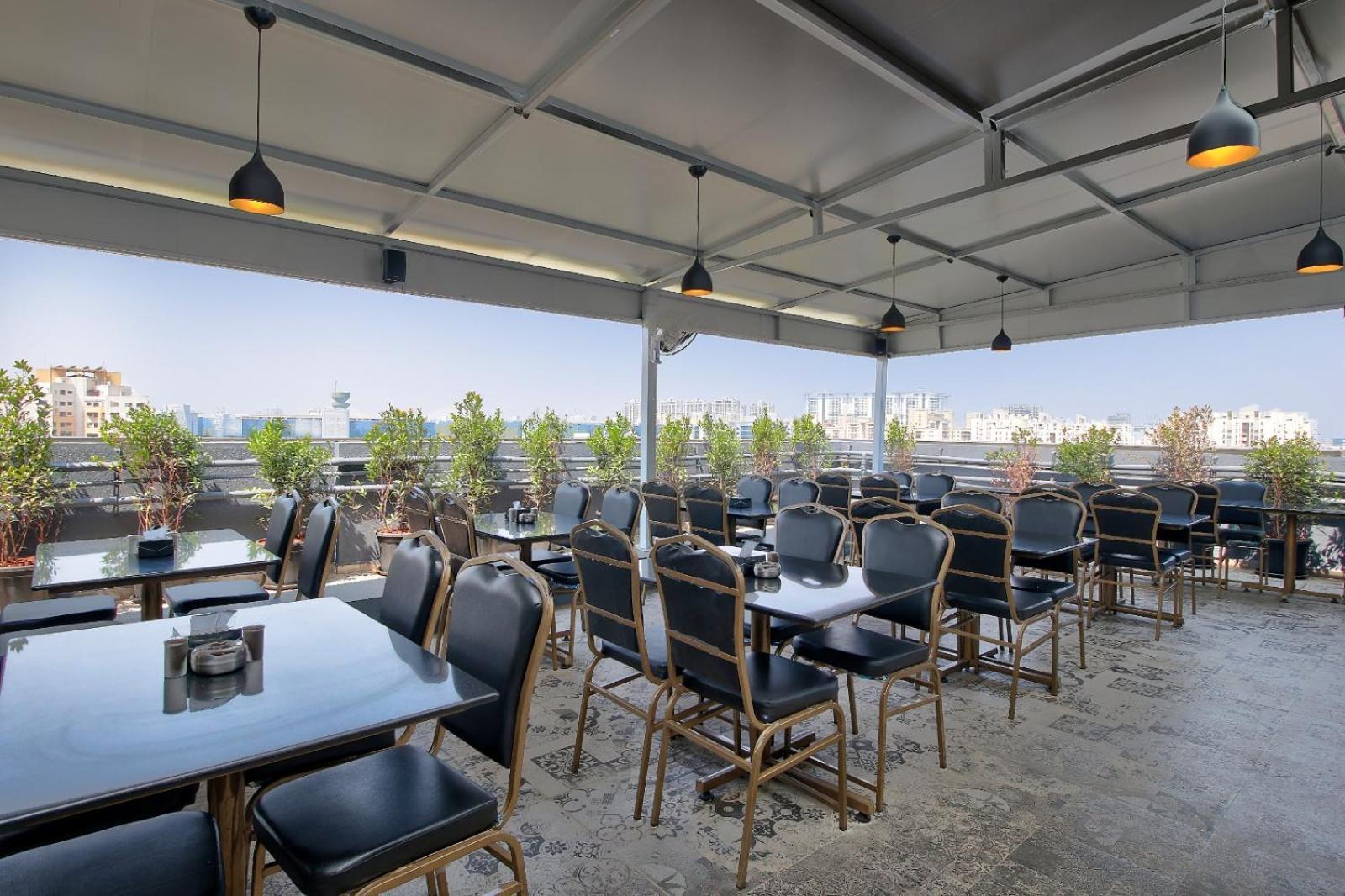 Magnus Fortune House Business Hotel , Magarpatta Mundhwa Exterior foto