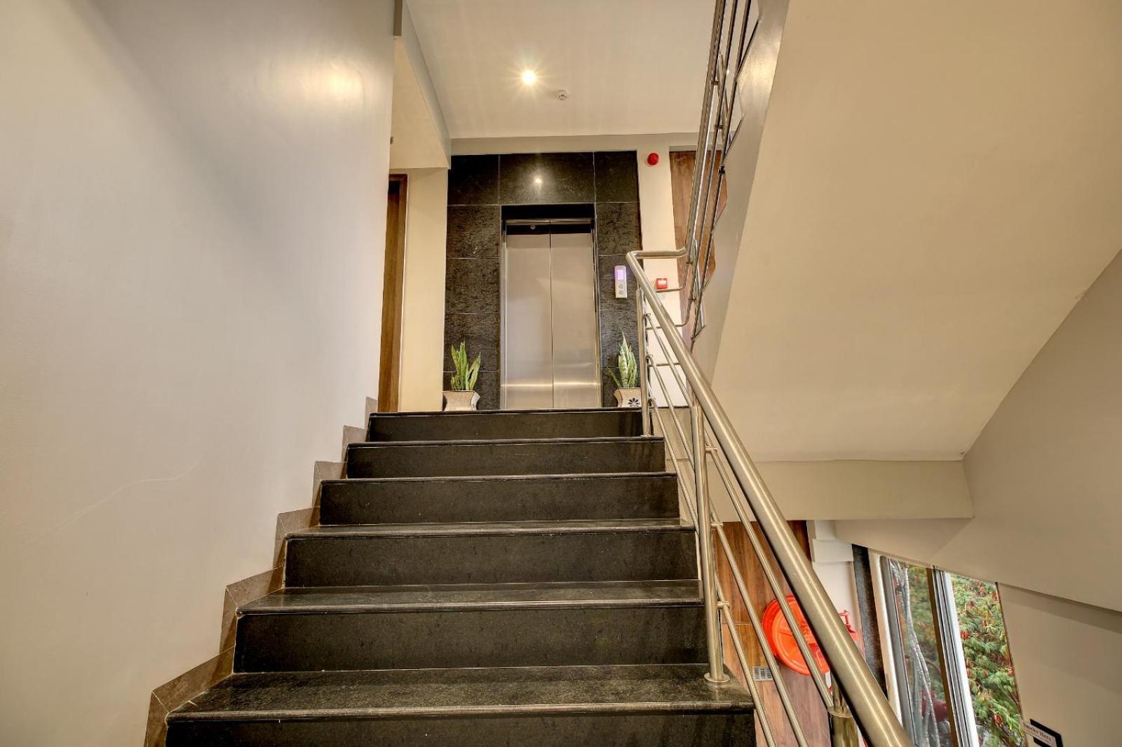 Magnus Fortune House Business Hotel , Magarpatta Mundhwa Exterior foto