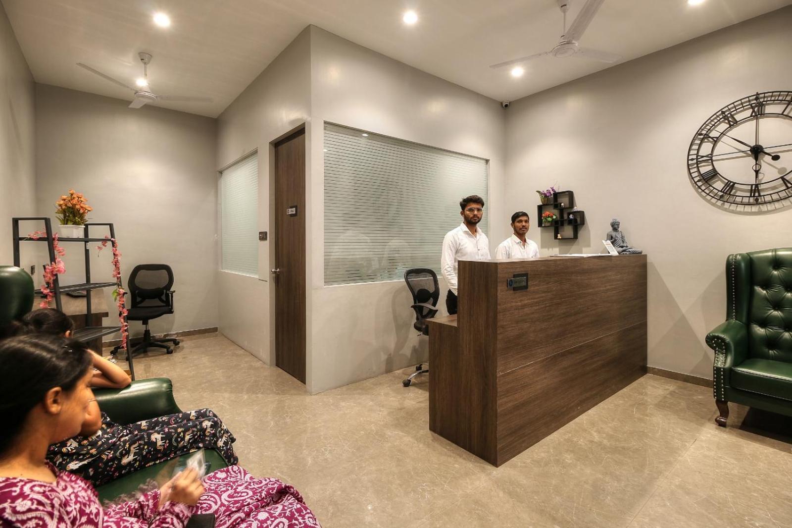 Magnus Fortune House Business Hotel , Magarpatta Mundhwa Exterior foto