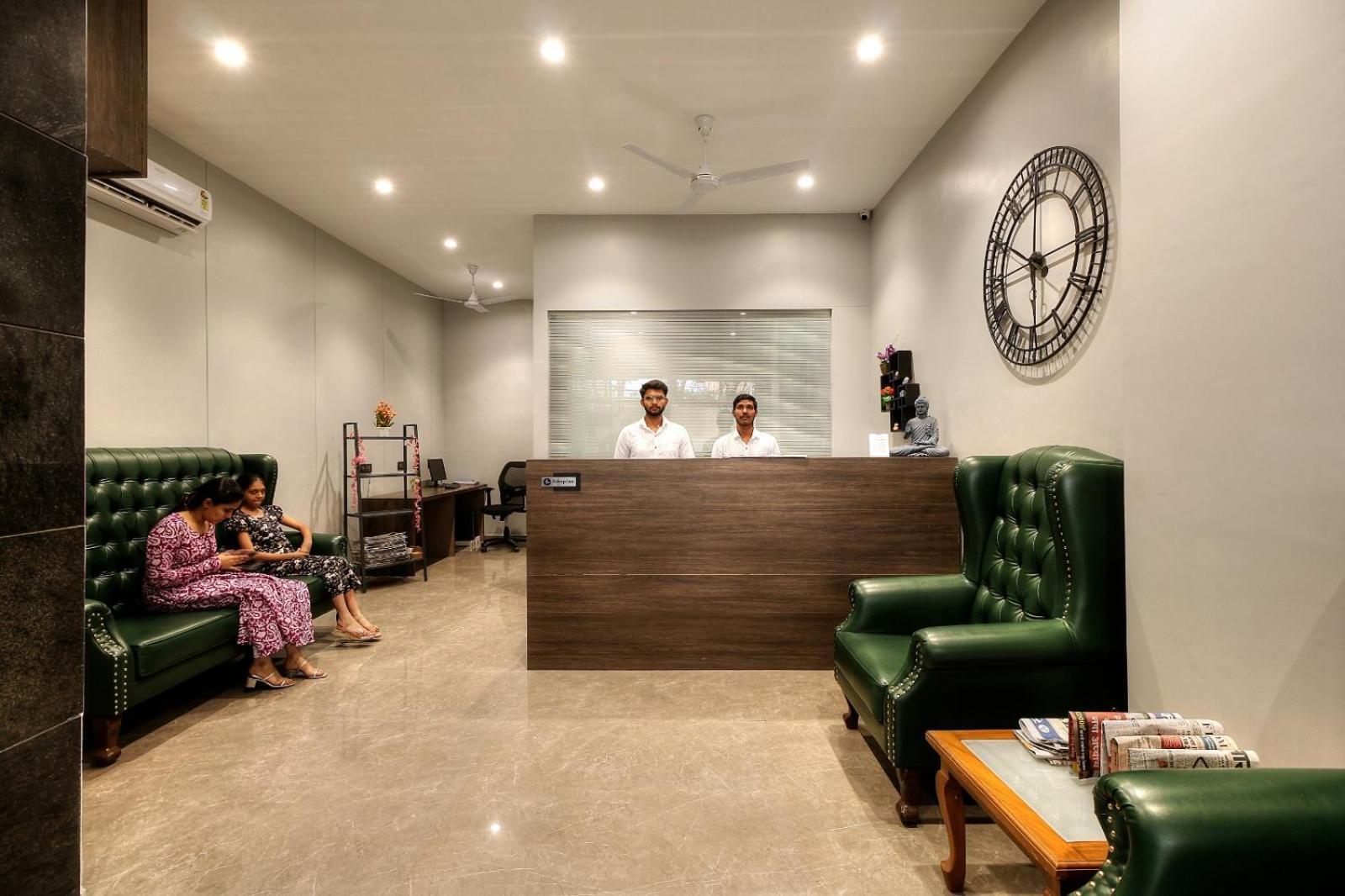 Magnus Fortune House Business Hotel , Magarpatta Mundhwa Exterior foto